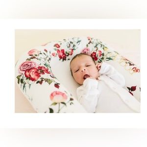 Dock a tot deluxe plus size gently uses roses white baby